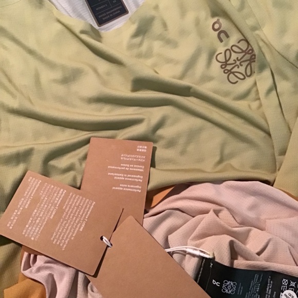 💎💎LUXURY LISTING: On Running / Loewe Performance-T - Picture 2 of 9